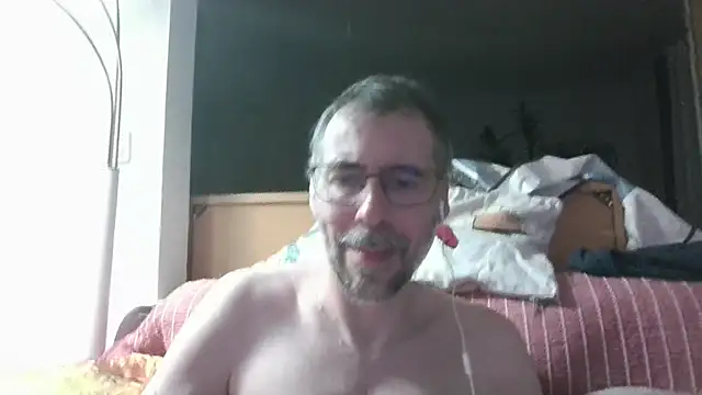 Snapshot of ptitcanard60600 chatting on 06-27-26, 10:49 ptitcanard60600 online show from 06-27-26, 10:49