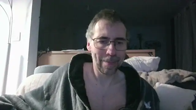 ptitcanard60600 online show from 02-15-26, 10:41