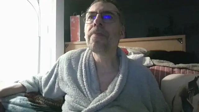 ptitcanard60600 online show from 04-04-26, 08:48