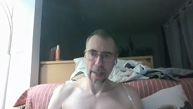 Snapshot of ptitcanard60600 chatting on 08-06-26, 09:54 ptitcanard60600 online show from 08-06-26, 09:54