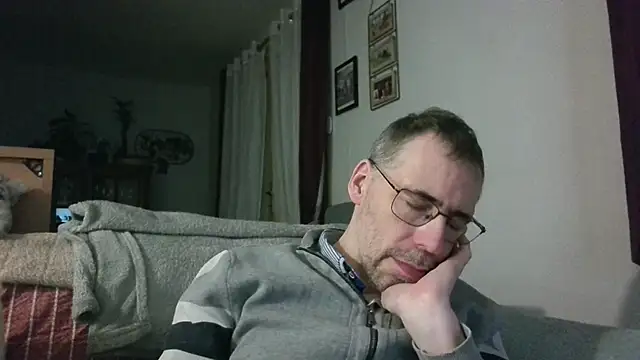 ptitcanard60600 online show from 03-12-26, 12:38