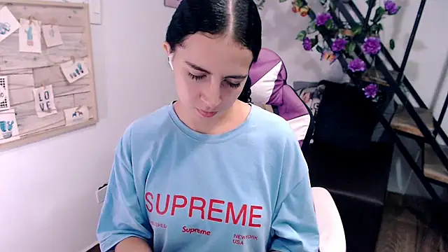 samantha baby  online show from 04-10-26, 05:53