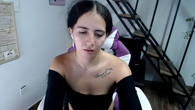 Snapshot of samantha_baby_ chatting on 11-08-25, 07:17 samantha baby online show from 11-08-25, 07:17