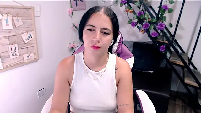 samantha baby  online show from 05-18-26, 10:03