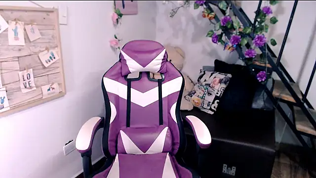 samantha baby  online show from 06-04-26, 06:56