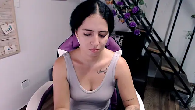 samantha baby  online show from 02-10-26, 01:04