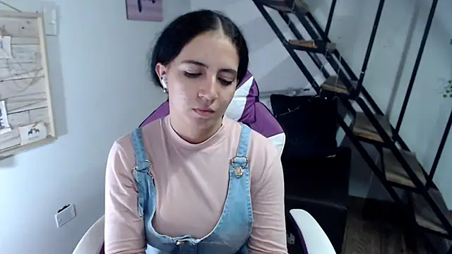 Snapshot of samantha_baby_ chatting on 11-11-25, 10:26 samantha baby online show from 11-11-25, 10:26