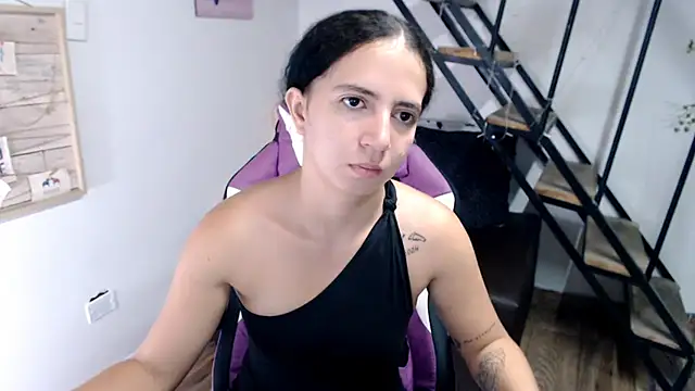 Snapshot of samantha_baby_ chatting on 12-02-25, 04:30 samantha baby online show from 12-02-25, 04:30