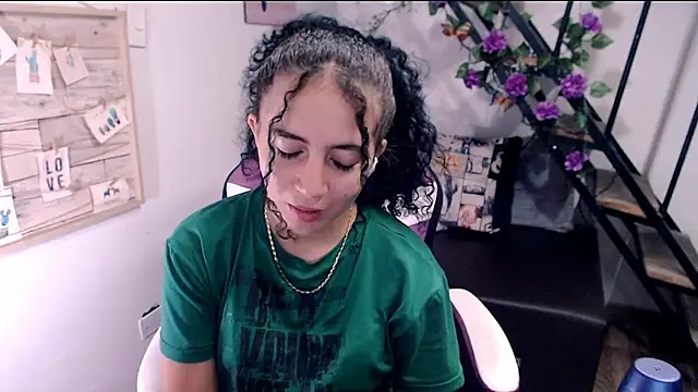 samantha baby  online show from 07-09-26, 07:13