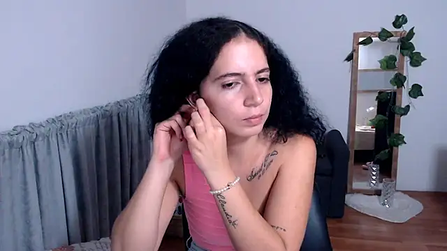 Snapshot of samantha_baby_ chatting on 11-30-25, 07:09 samantha baby online show from 11-30-25, 07:09