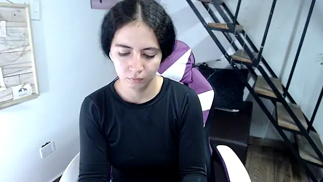 Snapshot of samantha_baby_ chatting on 11-05-25, 08:34 samantha baby online show from 11-05-25, 08:34