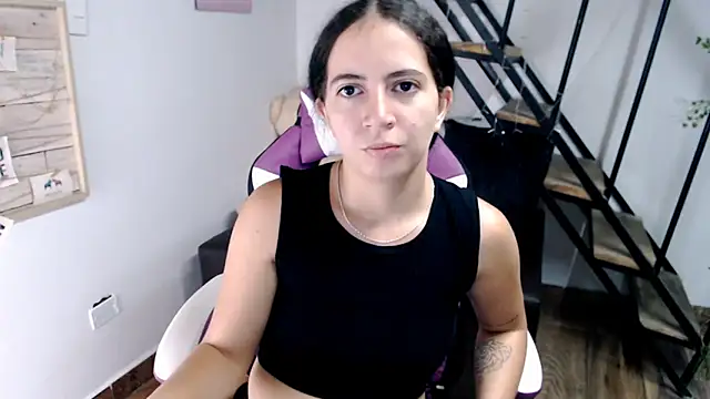 Snapshot of samantha_baby_ chatting on 11-20-25, 05:02 samantha baby online show from 11-20-25, 05:02