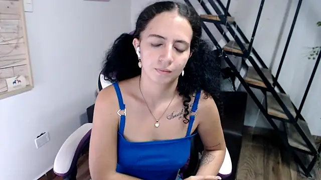 Snapshot of samantha_baby_ chatting on 12-21-25, 09:59 samantha baby online show from 12-21-25, 09:59