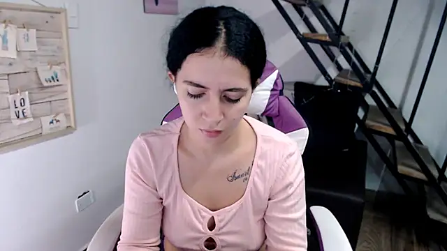 Snapshot of samantha_baby_ chatting on 01-06-26, 04:55 samantha baby online show from 01-06-26, 04:55