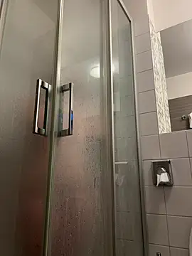 Leonie18sexy online show from 01-15-26, 09:34