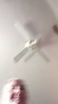 Snapshot of graham1980 chatting on 11-23-25, 03:44 graham1980 online show from 11-23-25, 03:44