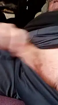 Snapshot of graham1980 chatting on 11-10-25, 04:23 graham1980 online show from 11-10-25, 04:23