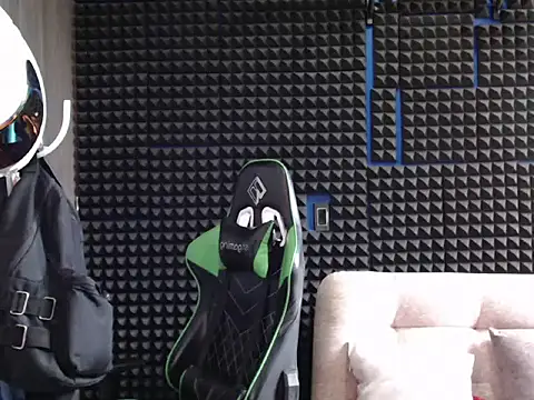 Curly Angel24 online show from 10-26-25, 09:48