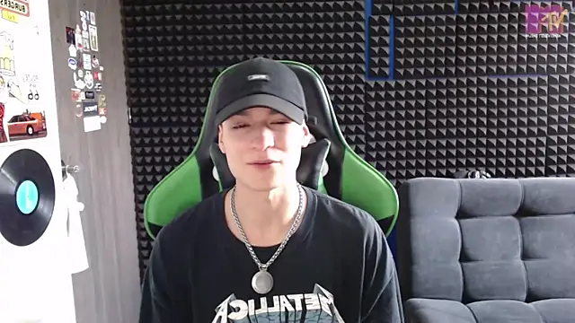 Curly Angel24 online show from 12-14-25, 10:04