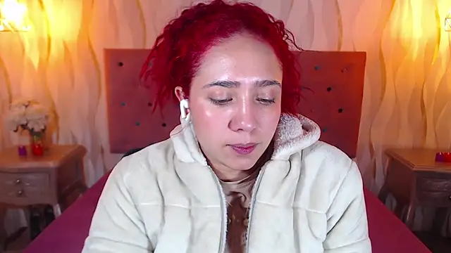 IsabelaLatina online show from 02-15-26, 04:17