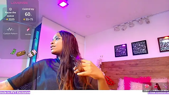 Snapshot of KAROL-SCOTT chatting on 03-17-25, 07:58 KAROL-SCOTT online show from 03-17-25, 07:58