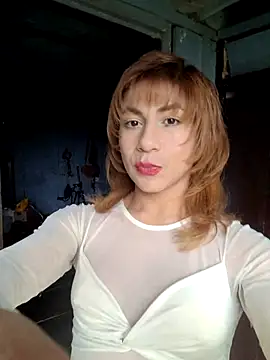 Snapshot of Evehampy chatting on 07-16-26, 08:28 Evehampy online show from 07-16-26, 08:28