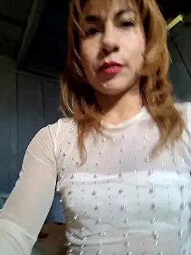 Snapshot of Evehampy chatting on 06-12-26, 07:55 Evehampy online show from 06-12-26, 07:55