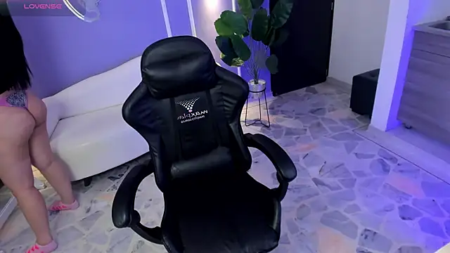 martinasaez online show from 09-24-25, 08:15