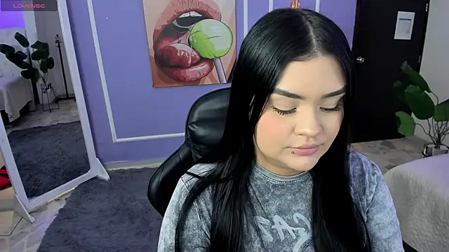 martinasaez online show from 11-14-25, 08:12