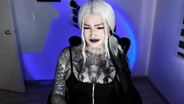 Snapshot of Anaii_Gomez chatting on 06-10-26, 04:52 Anaii Gomez online show from 06-10-26, 04:52