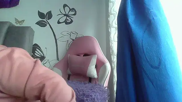 Charis 21 online show from 04-15-26, 07:58