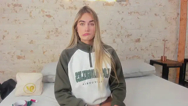 maryy campbell  online show from 02-25-26, 10:59