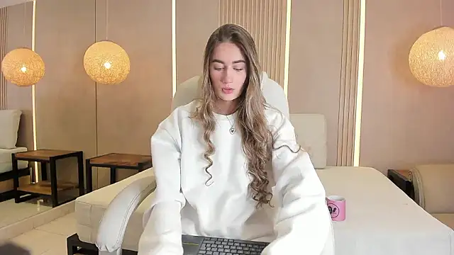 maryy campbell  online show from 01-19-26, 12:42