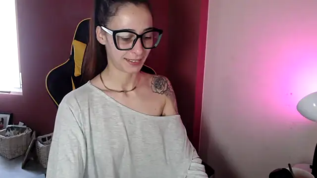 Sofiasweetsecret online show from 04-14-26, 08:19