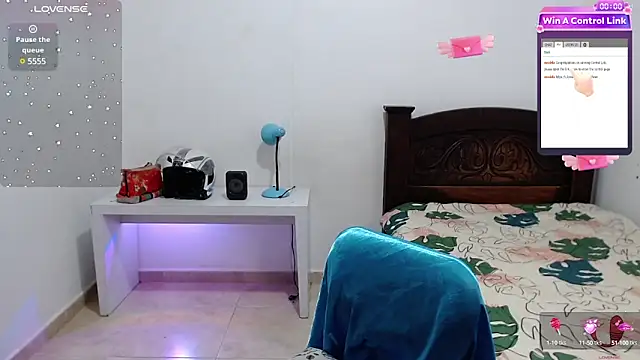 Snapshot of salome_sweet4 chatting on 02-25-25, 07:27 salome sweet4 online show from 02-25-25, 07:27