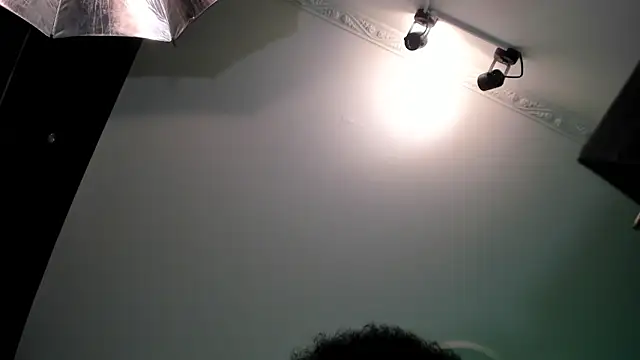 Snapshot of Apotheosis01 chatting on 03-18-25, 09:34 Apotheosis01 online show from 03-18-25, 09:34