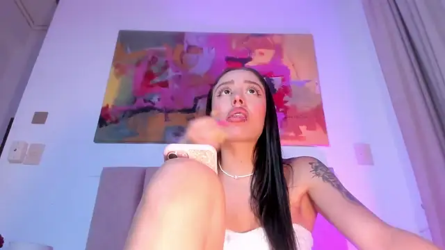 NoraDasilva online show from 03-19-25, 02:16