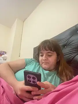 Bombon ok online show from 10-28-25, 02:45