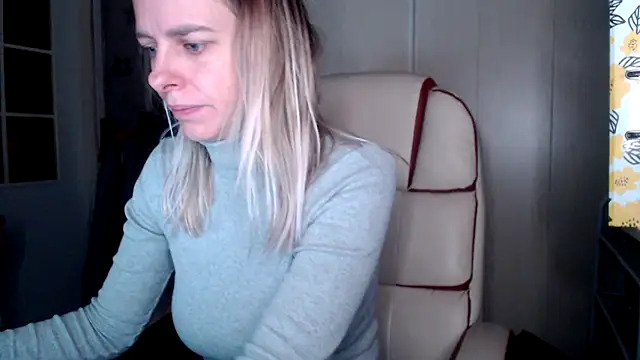 las sweet online show from 10-31-25, 08:00