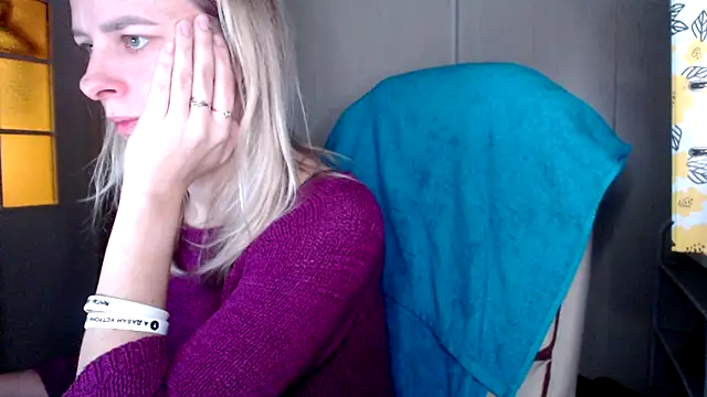 las sweet online show from 11-26-25, 08:36