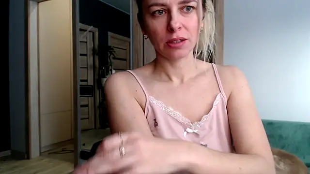 las sweet online show from 02-10-26, 10:47