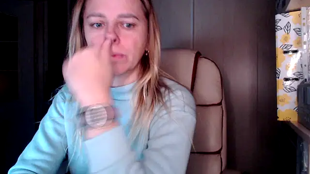 las sweet online show from 10-28-25, 09:08