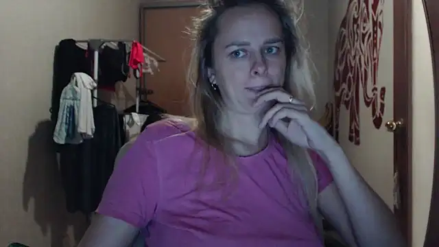 Snapshot of las_sweet chatting on 12-10-24, 02:39 las sweet online show from 12-10-24, 02:39