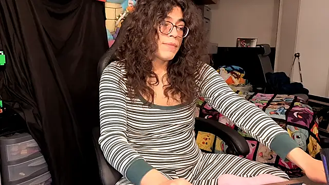 ShinyCherub online show from 11-21-25, 09:03