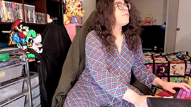 ShinyCherub online show from 05-10-26, 10:19