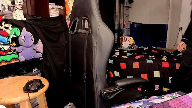 ShinyCherub online show from 12-22-25, 12:55