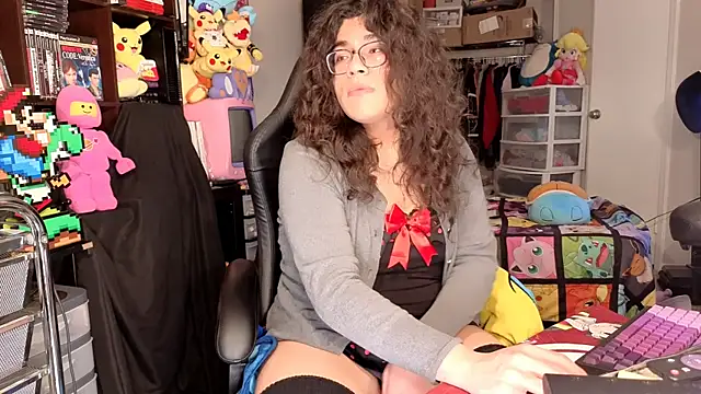 ShinyCherub online show from 06-10-26, 09:10