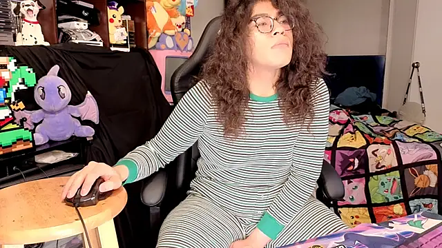 ShinyCherub online show from 01-10-26, 08:09