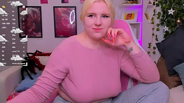 art lovee online show from 12-23-25, 01:38