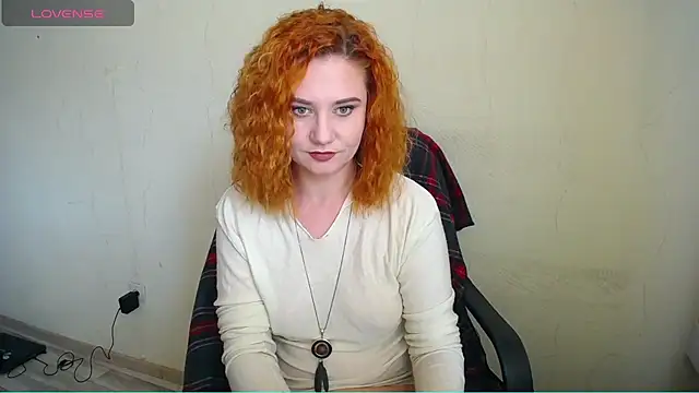 Snapshot of RedHeadSTARx chatting on 02-28-25, 11:58 RedHeadSTARx online show from 02-28-25, 11:58